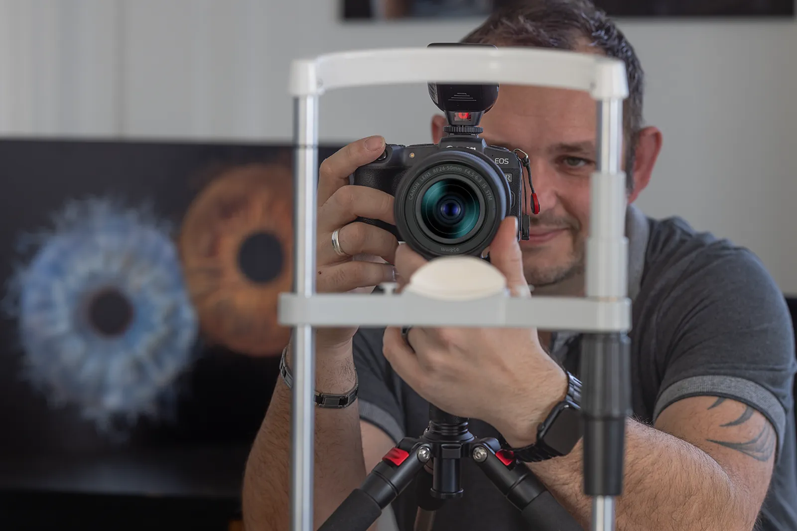 Mobiler Iris-Fotografie-Stand für Firmenfeiern, Events und Messen im D-A-CH Raum